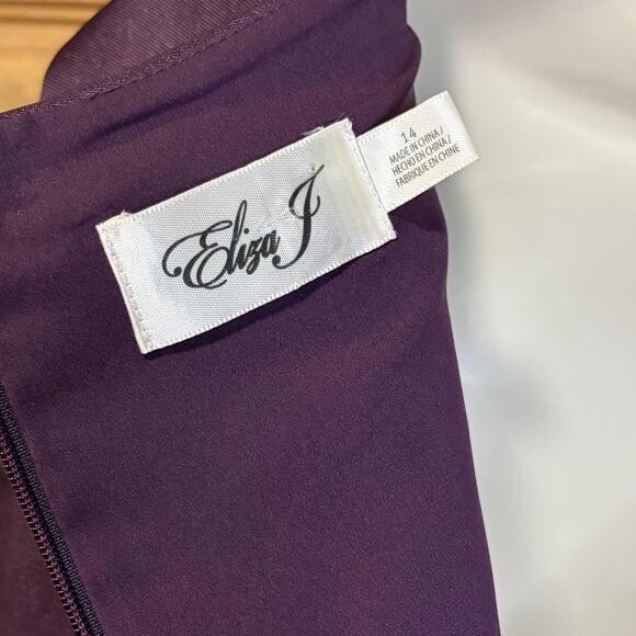 Eliza J Shift Dress Plum Rhinestone Floral Women’s Size 14 Knee Length Lined - Picture 8 of 13